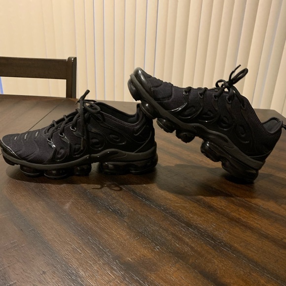 nike vapor maxs